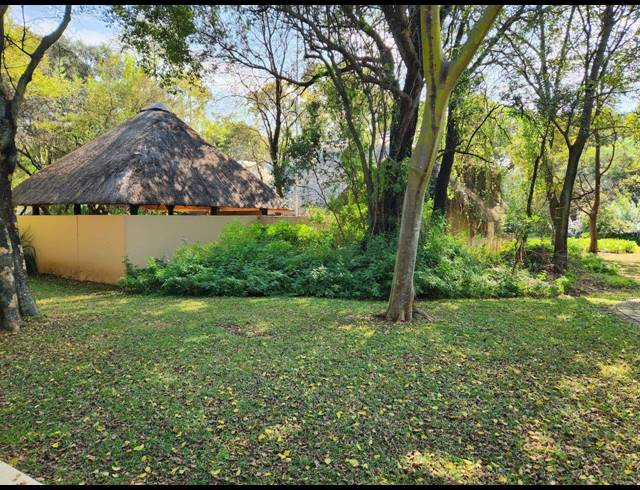 4 BEDROOM HOUSE FOR SALE IN LAKELAND ESTATE